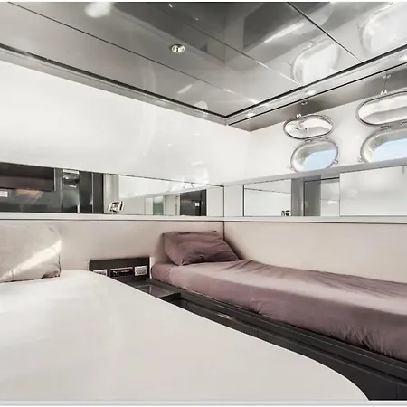 Luxury Yacht Sanlorenzo